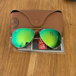 COPY - Ray Bans - AVIATOR FLASH LENSES in GREEN w/GOLD FRAMES. Brand New. Used …